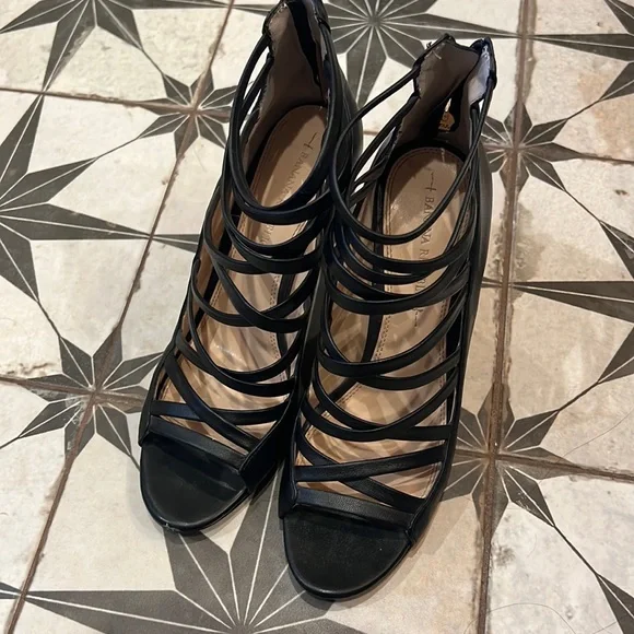 Strappy black stiletto heels size 8 from Banana Republic - Picture 1 of 5